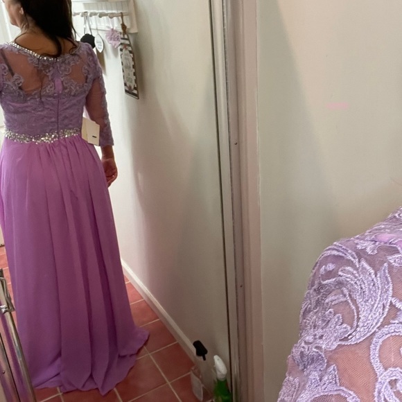 LanTing A-Line NEW Fits sz. 10-12 Elegant Lilac purple long dress Wedding MOB 💕 - Picture 4 of 16